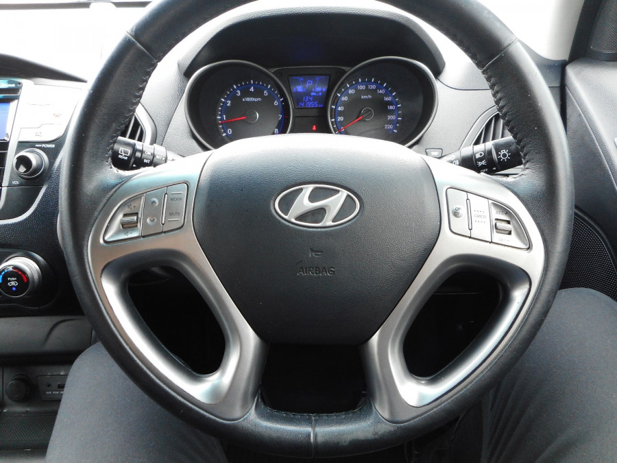 2011 MY12 Hyundai ix35 LM  Elite Wagon Image 16