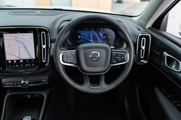 2025 MY26 Volvo XC40 XZ Ultra B4 Bright SUV Image 13