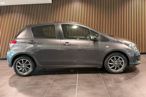 2011 Toyota Yaris NCP130R YR Hatch Image 5