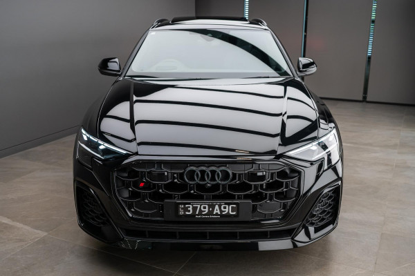 2025 MY26 Audi SQ8 F1 TFSI SUV image 3