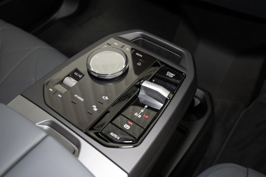 2026 MY25 BMW iX I20 xDrive45 M Sport SUV