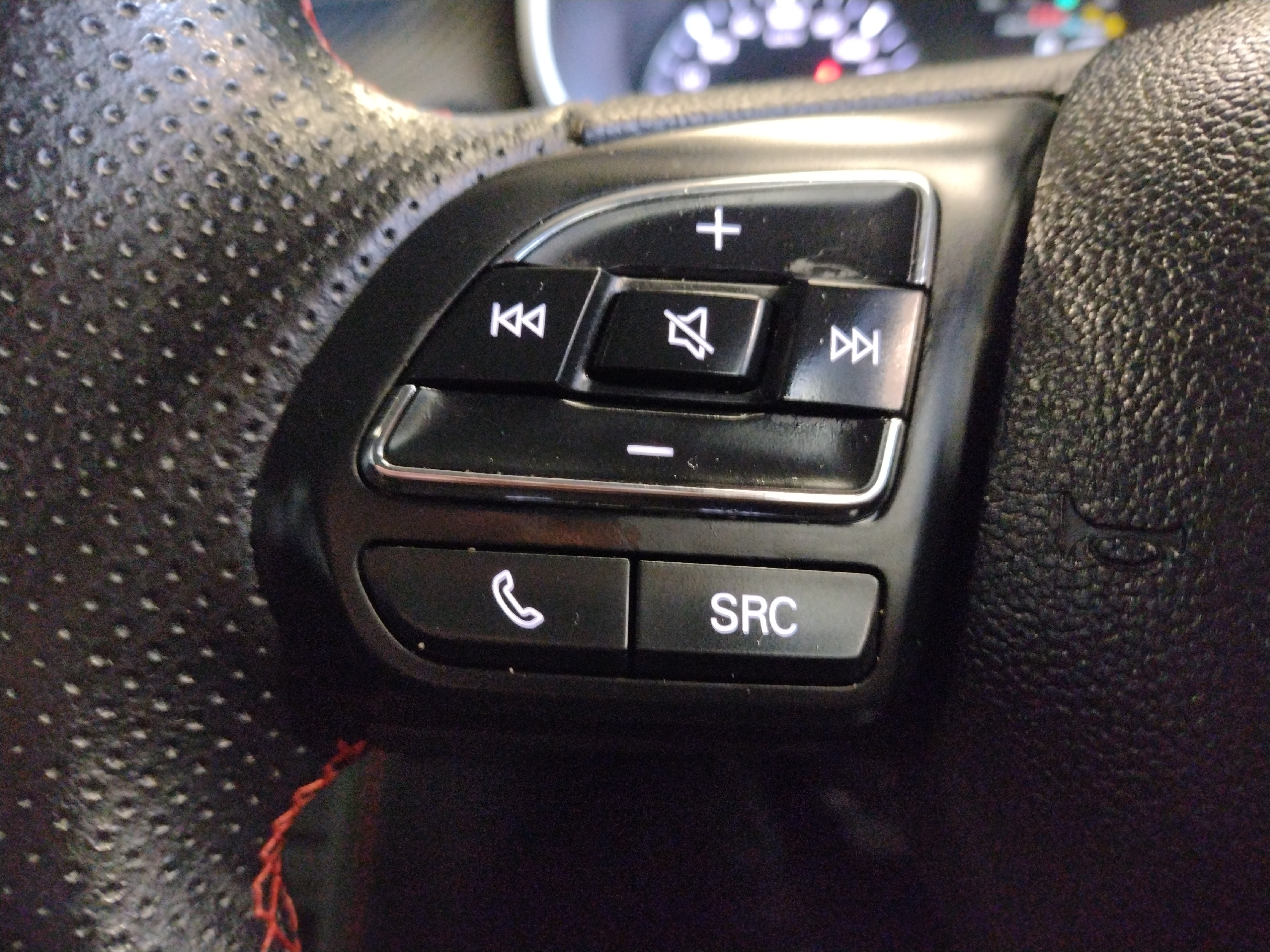 2022 MG ZST S13 Core SUV Image 22