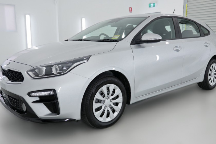 2019 MY20 Kia Cerato Hatch BD S with Safety Pack Hatchback Image 18