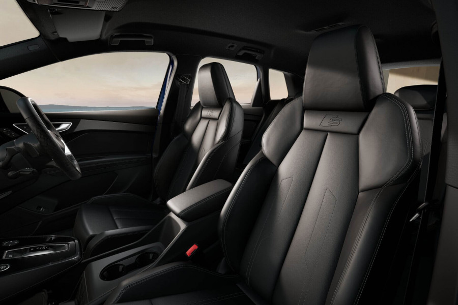 2025 MY24 Audi Q4 e-tron F4 55 SUV