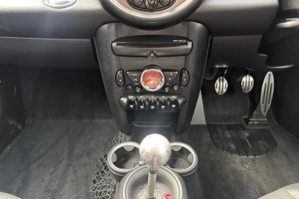 2012 MINI Cooper R56 LCI Cooper S Hatch Image 14
