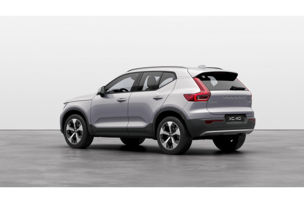 2026 Volvo XC40 XZ Plus B4 Special Edition SUV Image 3
