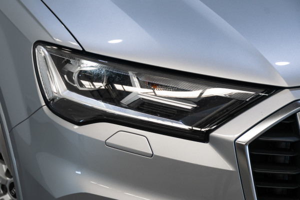 2022 Audi Q7 4M 45 TDI SUV image 2