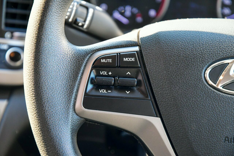 2016 MY17 Hyundai Elantra AD Active Sedan Image 10