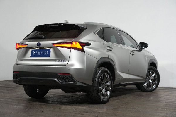 2021 Lexus Nx300h F-Sport +ep1 Hybrid (Fwd) SUV Image 7