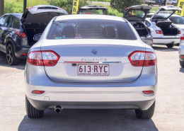 2010 Renault Fluence X38 Dynamique Sedan