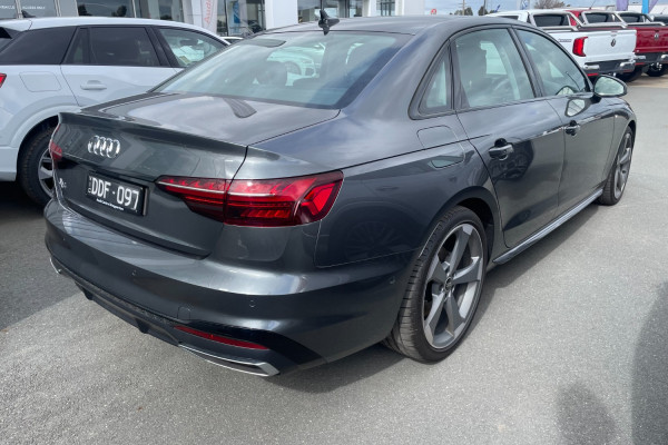 2024 Audi A4 B9 35 TFSI S line Sedan