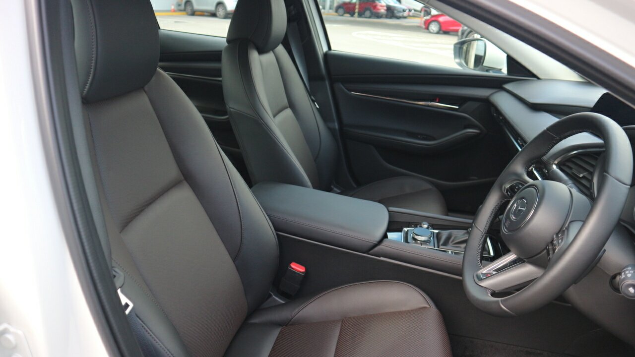 2024 Mazda 3 BP G20 Touring Hatch Image 16