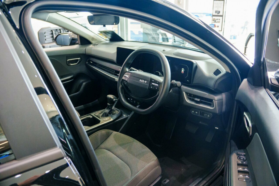 2025 MY26 Kia K4 CL4m Sport Hatch Image 13