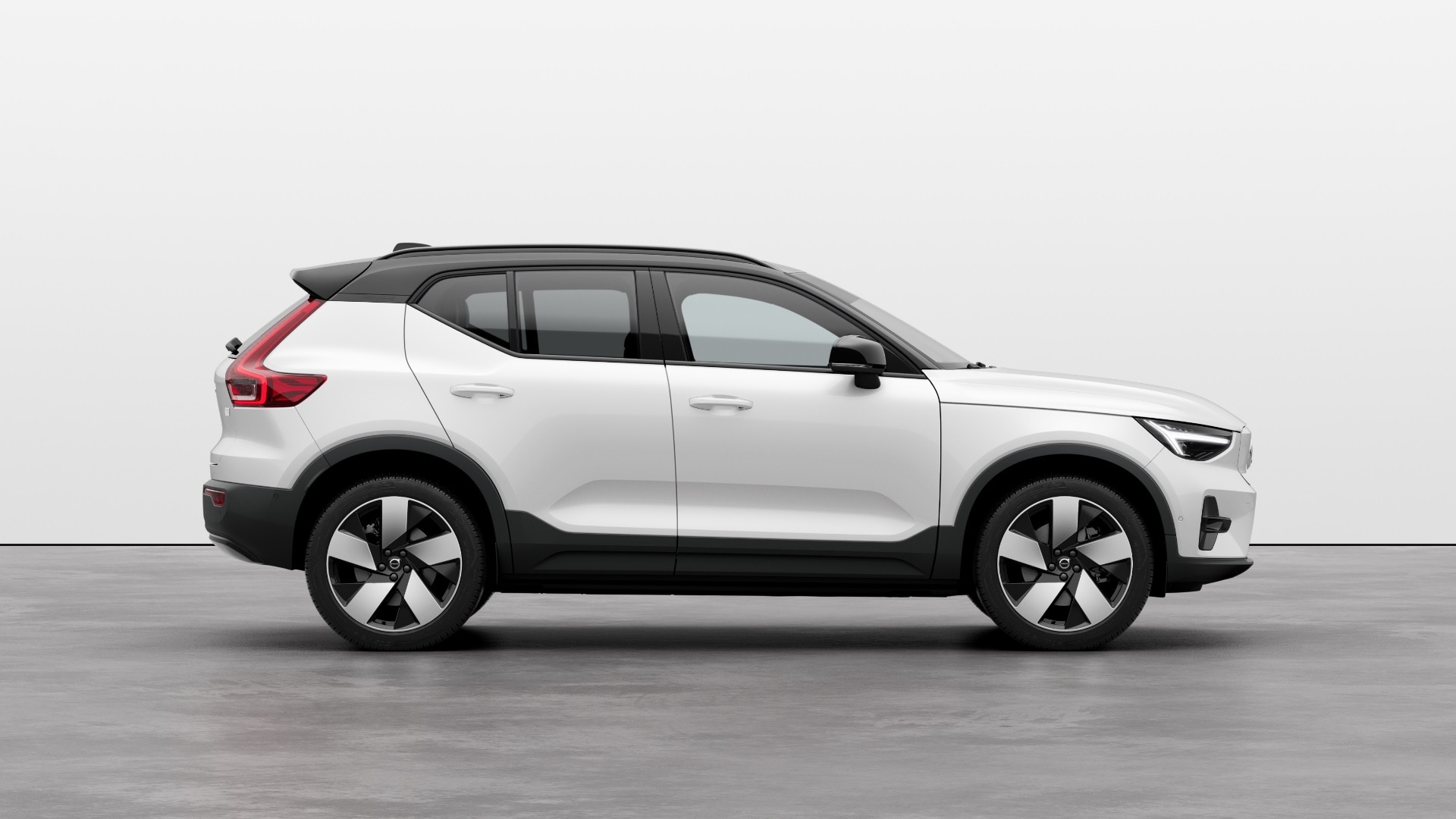 New 2024 Volvo XC40 Recharge Twin Pure Electric 11037469 Five Dock