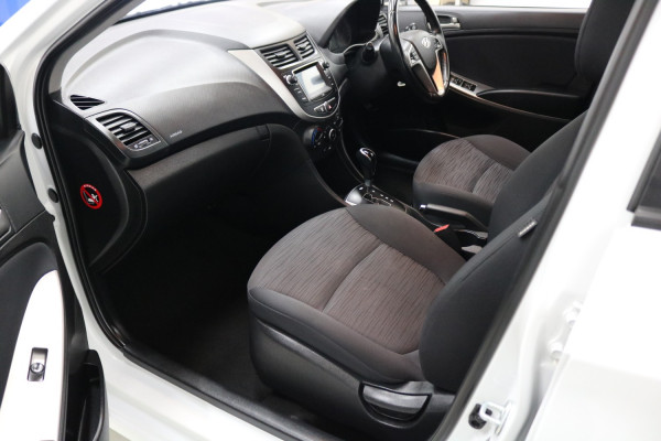 2018 MY19 Hyundai Accent RB6 MY19 SPORT Sedan Image 5