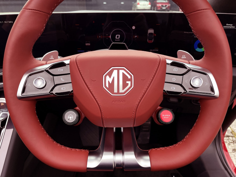 2026 MG Cyberster  Convertible Image 8