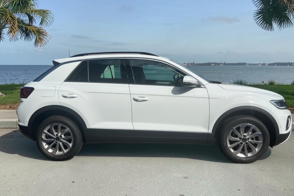 2025 Volkswagen T-Roc D11 CityLife SUV Image 2
