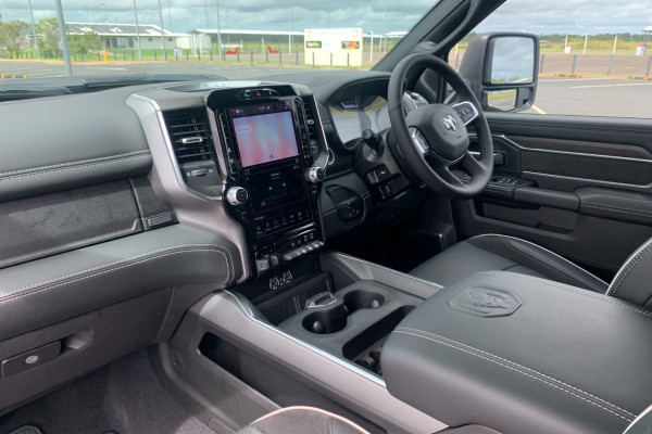 2025 Ram 2500 DJ Laramie Dual Cab Image 30