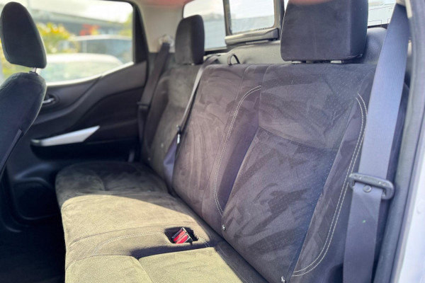 2018 Nissan Navara D23 Series 3 ST Dual Cab Pickup Image 13