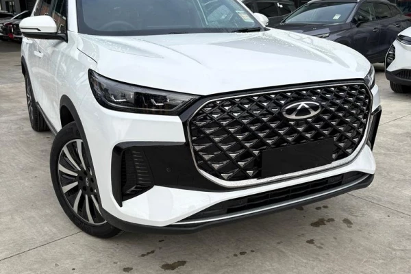 2026 Chery Tiggo 8 T31 Super Hybrid Ultimate SUV Image 4