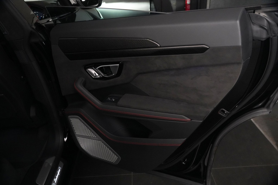 2022 Lamborghini Urus SUV Image 59