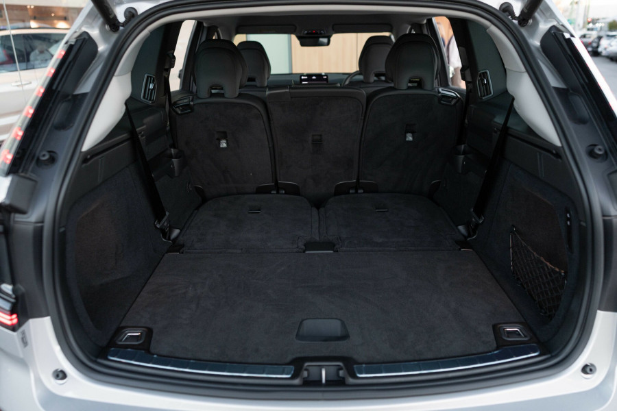 2025 Volvo EX90 No Series Plus Twin Motor SUV Image 20