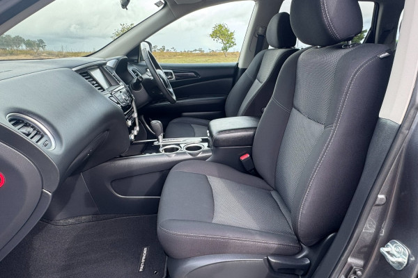 2019 Nissan Pathfinder R52 Series III ST SUV Image 14