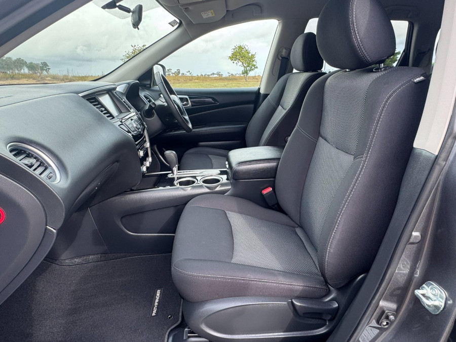 2019 Nissan Pathfinder R52 Series III ST SUV Image 14