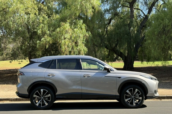 2024 MG HS SAS23 Essence SUV