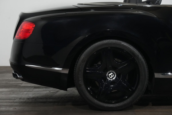 2012 Bentley Continental GTC V8 Convertible Image 6
