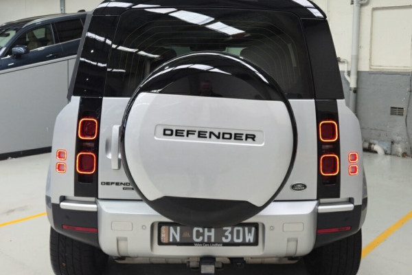 2020 Land Rover Defender L663 HSE SUV Image 8