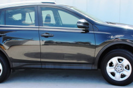 2013 Toyota RAV4 ZSA42R Suv