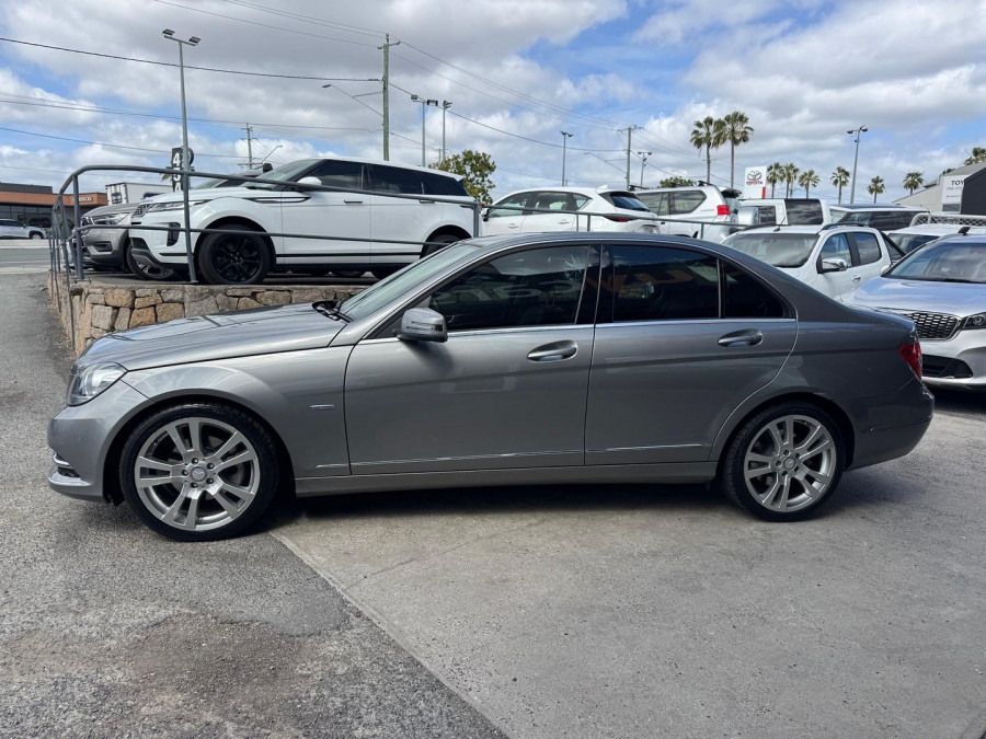 2012 Mercedes-Benz C-Class W204 C250 BlueEFFICIENCY Elegance Sedan Image 12