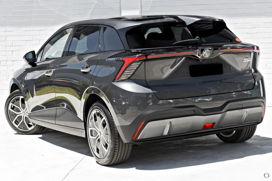 2024 MG MG4 MEH32 Essence 64 Hatch Image 4