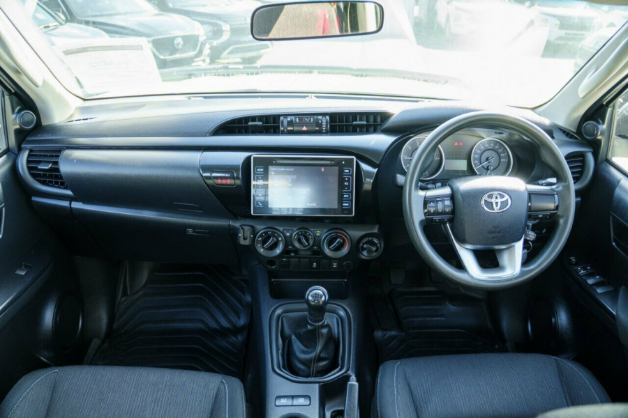 2018 Toyota HiLux  SR Double Cab Pick Up Image 14