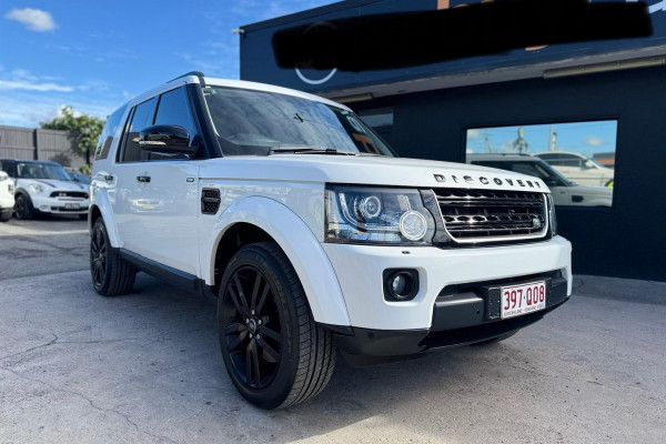 2015 Land Rover Discovery Series 4 SDV6 HSE SUV Image 4