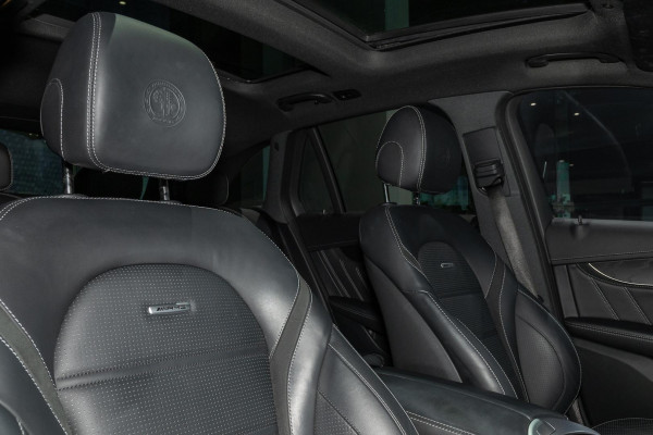 2022 Mercedes-Benz GLC-Class X253 GLC63 AMG S SUV image 10