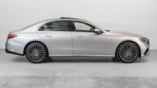 2026 Mercedes-Benz E-Class W214 E300 Sedan image 5