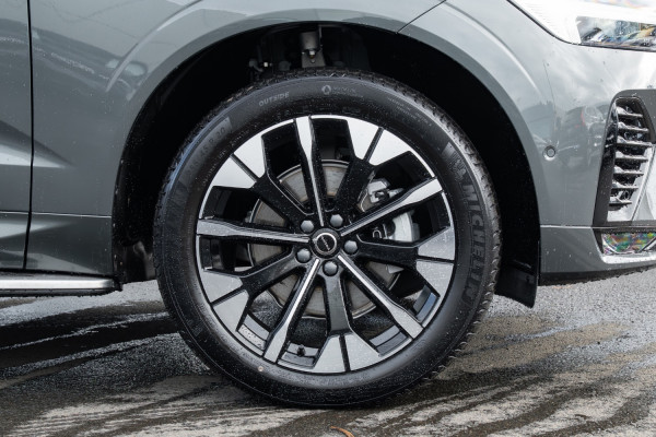 2026 Volvo XC60 UZ Ultra B5 Dark SUV Image 33