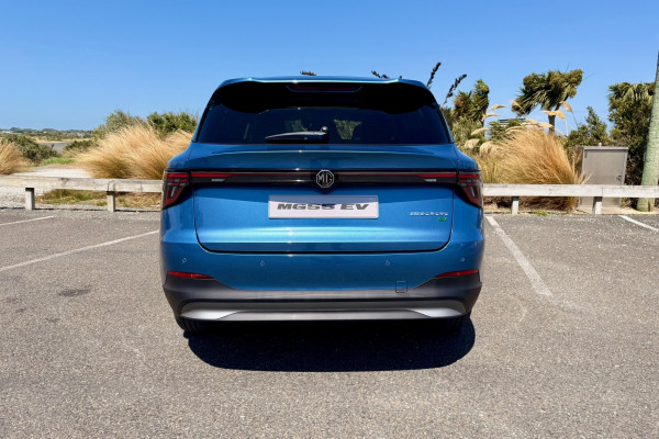 2026 MY25 MG MGS5 EV ZS3EM Essence 62 SUV Image 4