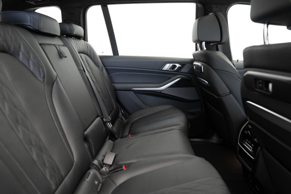 2026 BMW X7 G07 LCI xDrive40i M Sport SUV