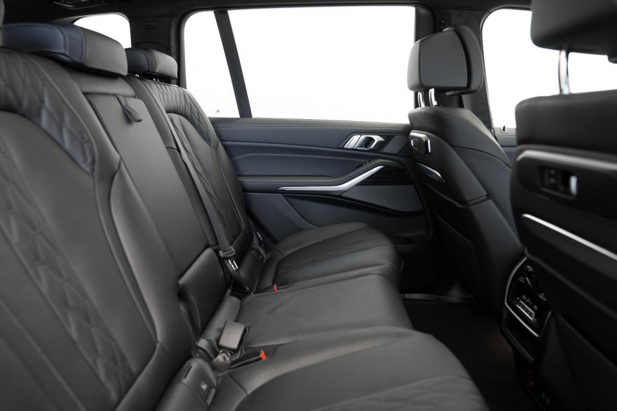 2026 BMW X7 G07 LCI xDrive40i M Sport SUV