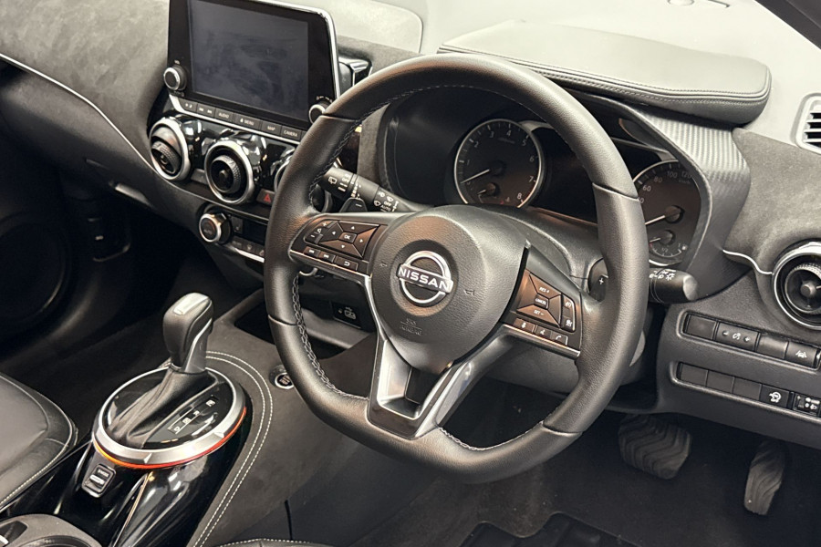2023 Nissan JUKE F16 Ti SUV Image 18