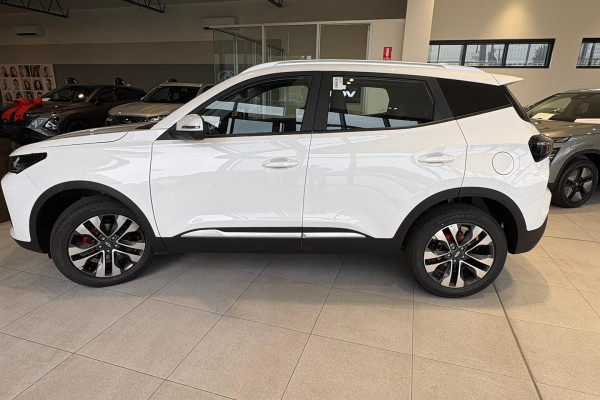 2026 Chery Tiggo 4  Ultimate SUV Image 3