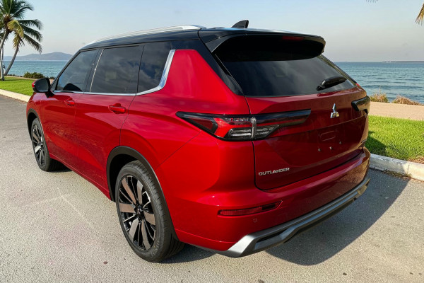 2026 Mitsubishi Outlander ZM Exceed Tourer SUV Image 4