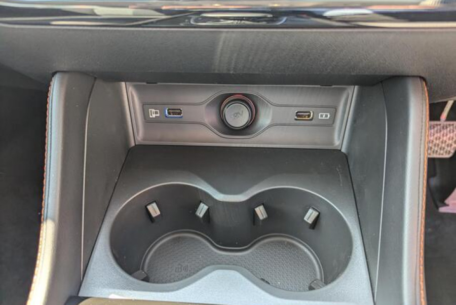 2024 MY24.5 MG HS AS33 Vibe SUV Image 13