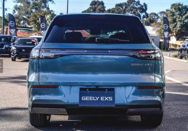 2026 MY27 Geely EX5 E245 Inspire Extended Range SUV image 9