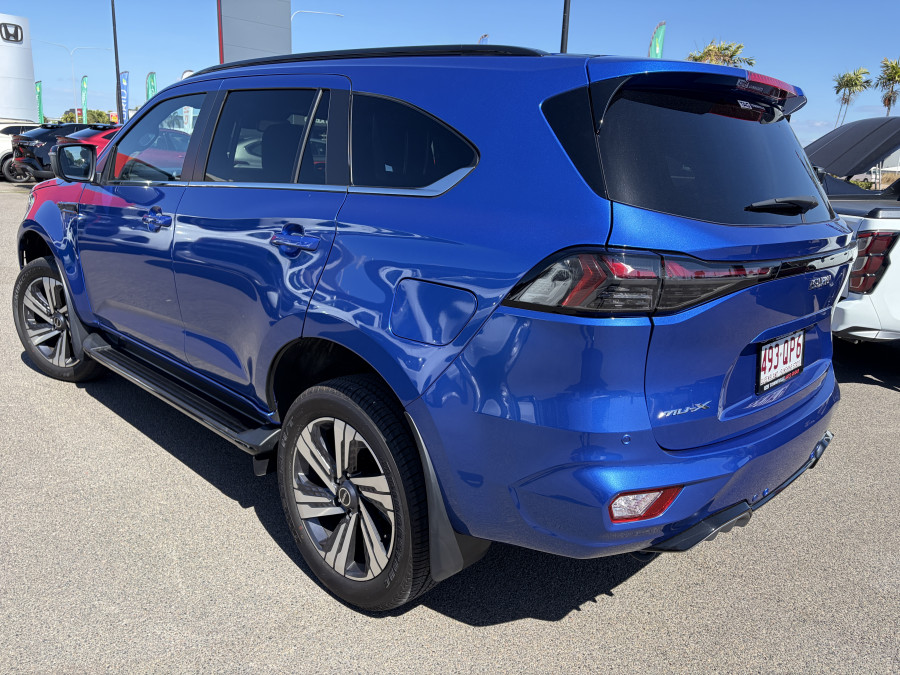 2025 MY25.5 Isuzu MU-X RJ LS-T SUV Image 3