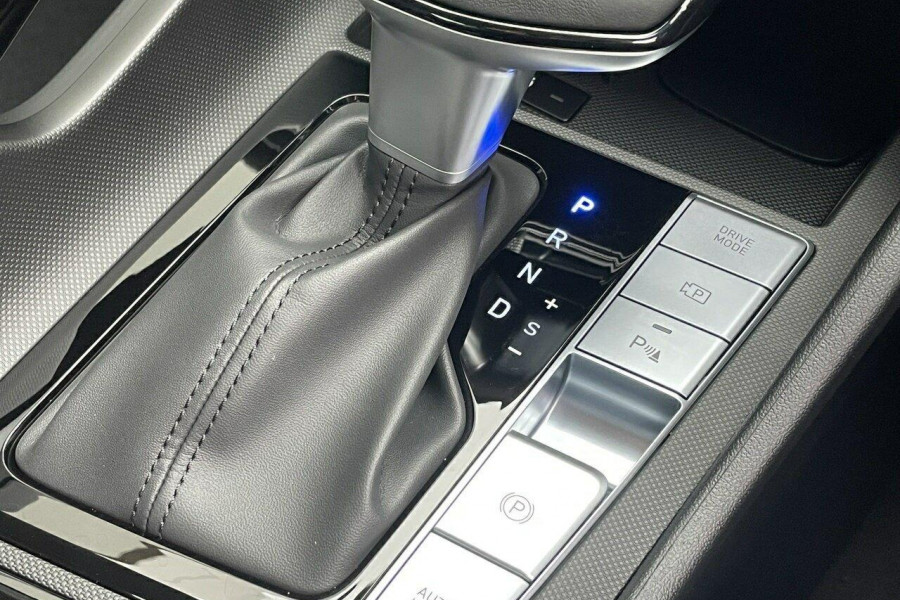 2024 Hyundai i30 CN7.V2 Premium Sedan Image 20
