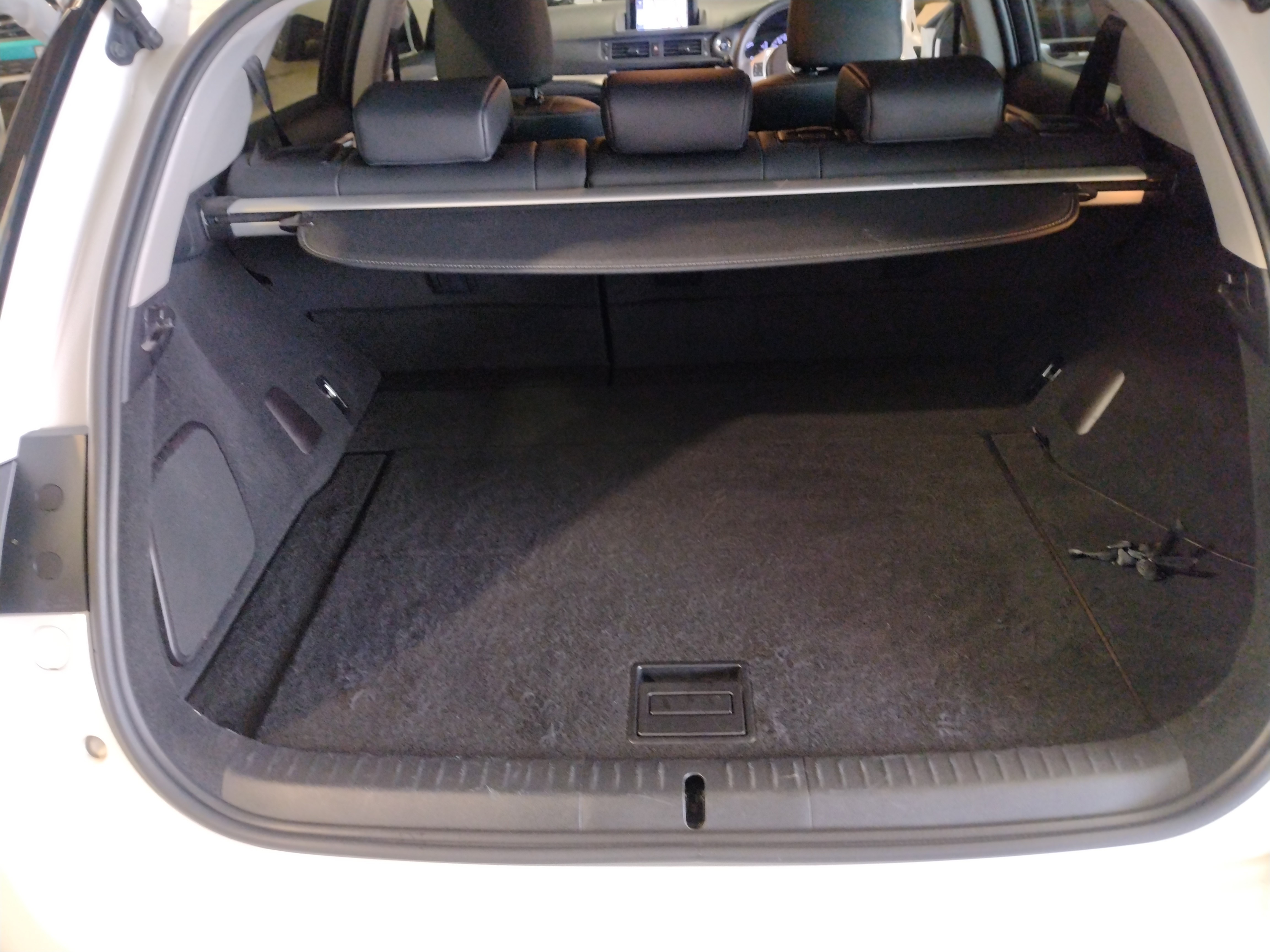 2013 Lexus CT ZWA10R CT200h Luxury Hatch Image 12